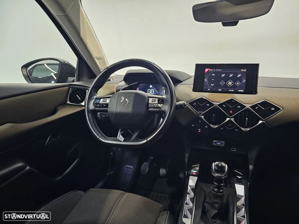 DS DS3 Crossback PureTech 100 CHIC - 10