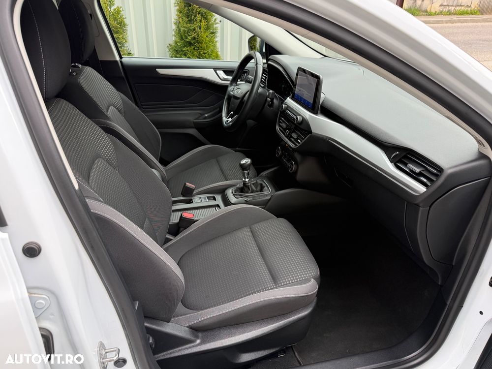 Ford Focus 1.0 EcoBoost Connected - 23