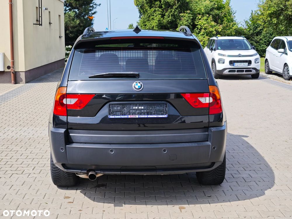 BMW X3 2.0i - 11