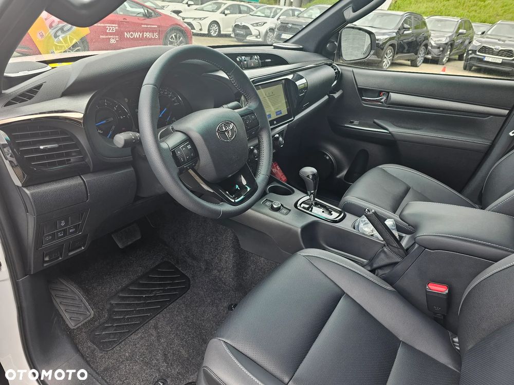 Toyota Hilux 2.8 D-4D Double Cab Invincible 4x4 - 7