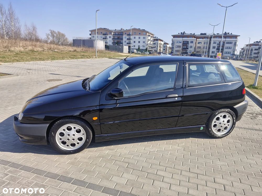 Alfa Romeo 145 - 9
