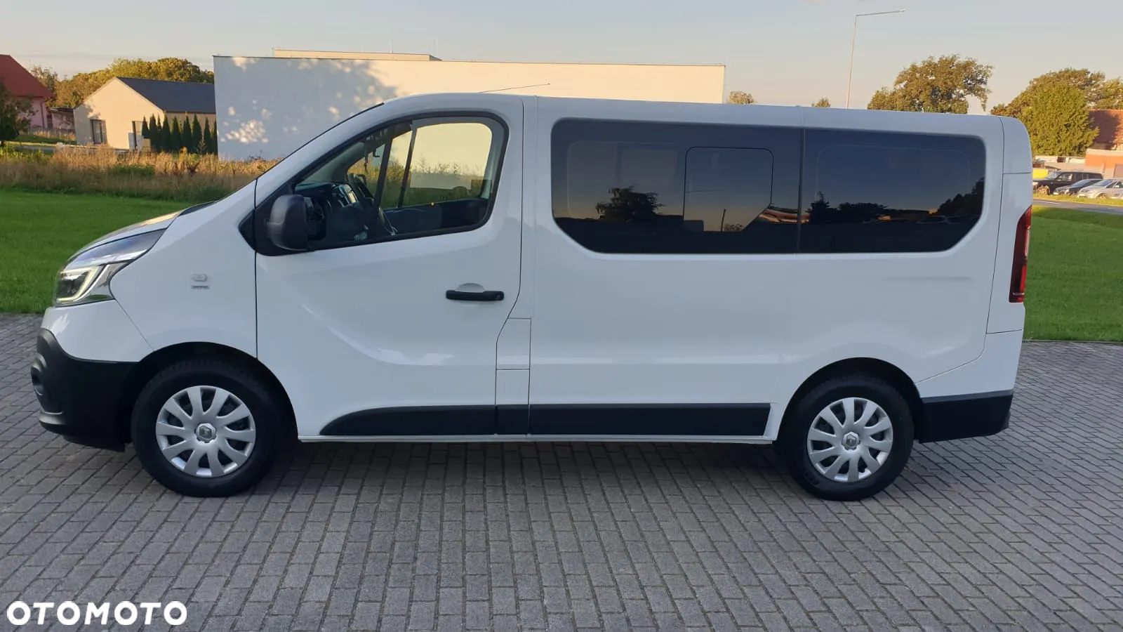Renault Trafic Kombi 2.0 dCi L1 HD Pack Clim - 16