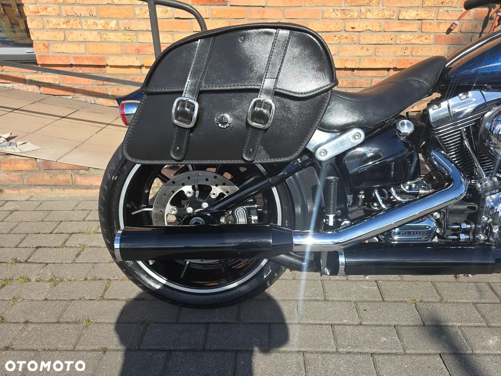 Harley-Davidson FXSB Breakout - 28