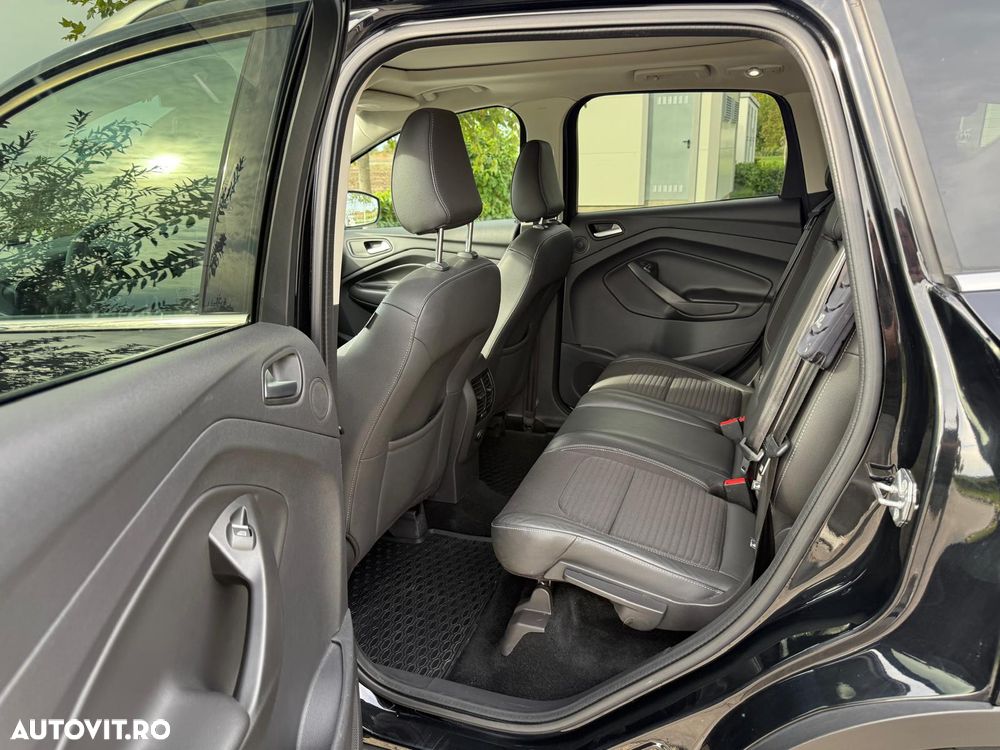 Ford Kuga - 8