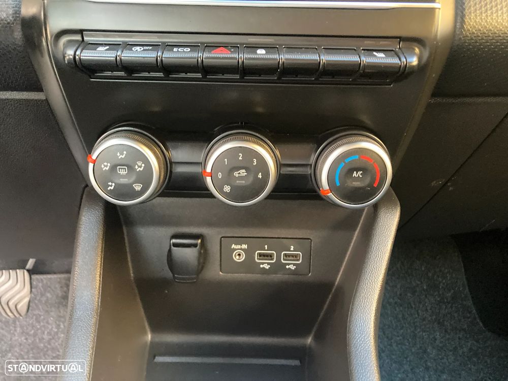 Renault Clio TCe 90 EVOLUTION - 21