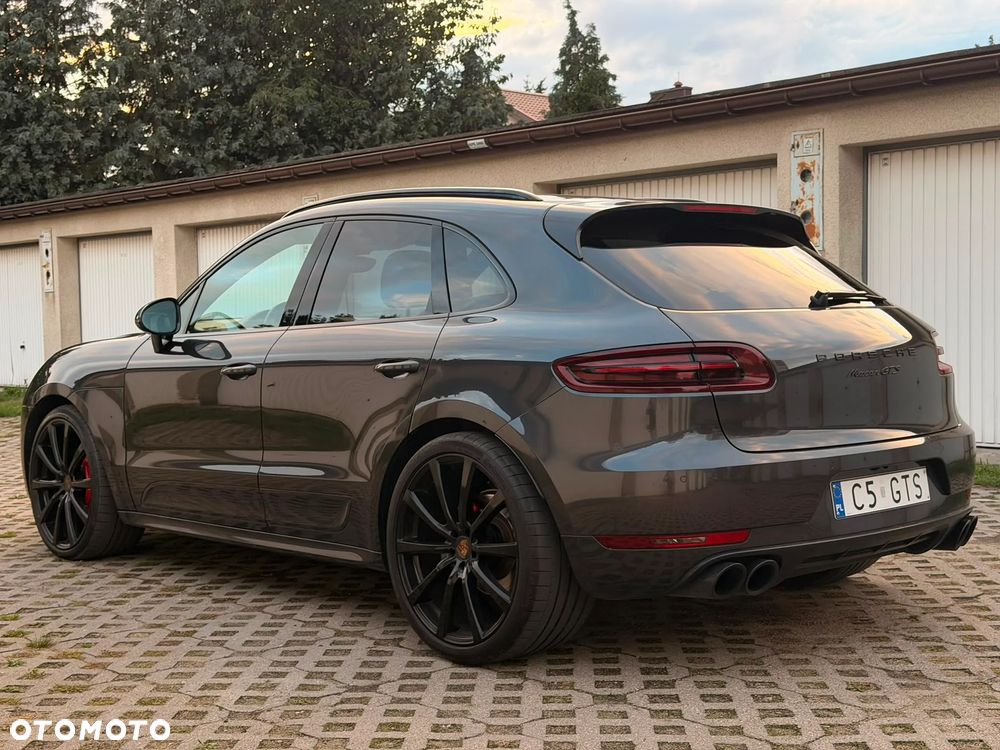 Porsche Macan GTS PDK - 35