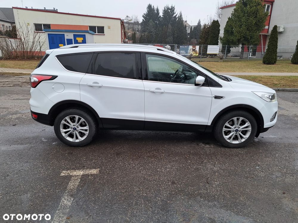 Ford Kuga 2.0 TDCi 2x4 Business Edition - 3