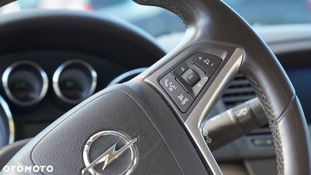 Opel Insignia 1.8 - 21