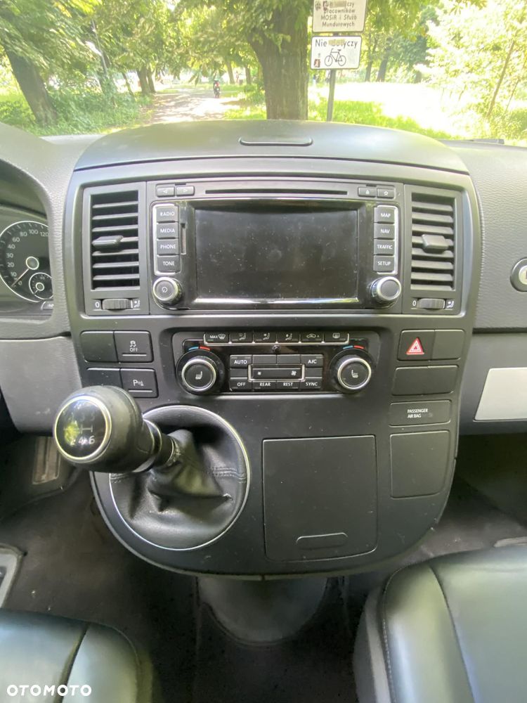 Volkswagen Multivan - 6