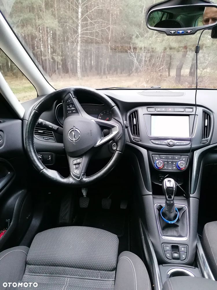 Opel Zafira - 4
