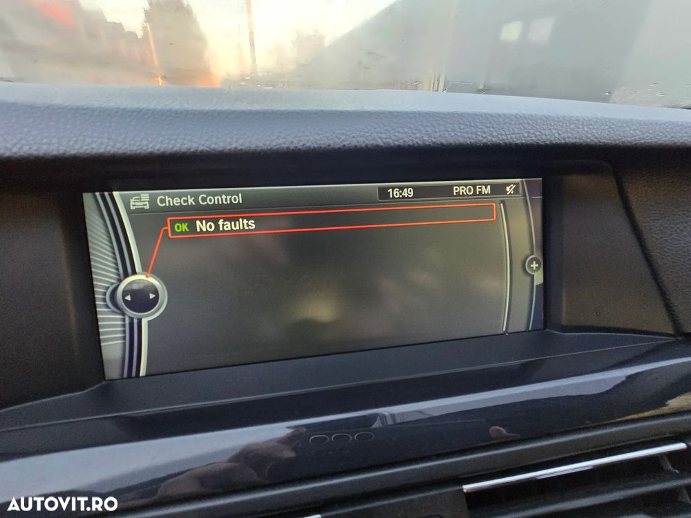 BMW Seria 5 525d Touring - 7
