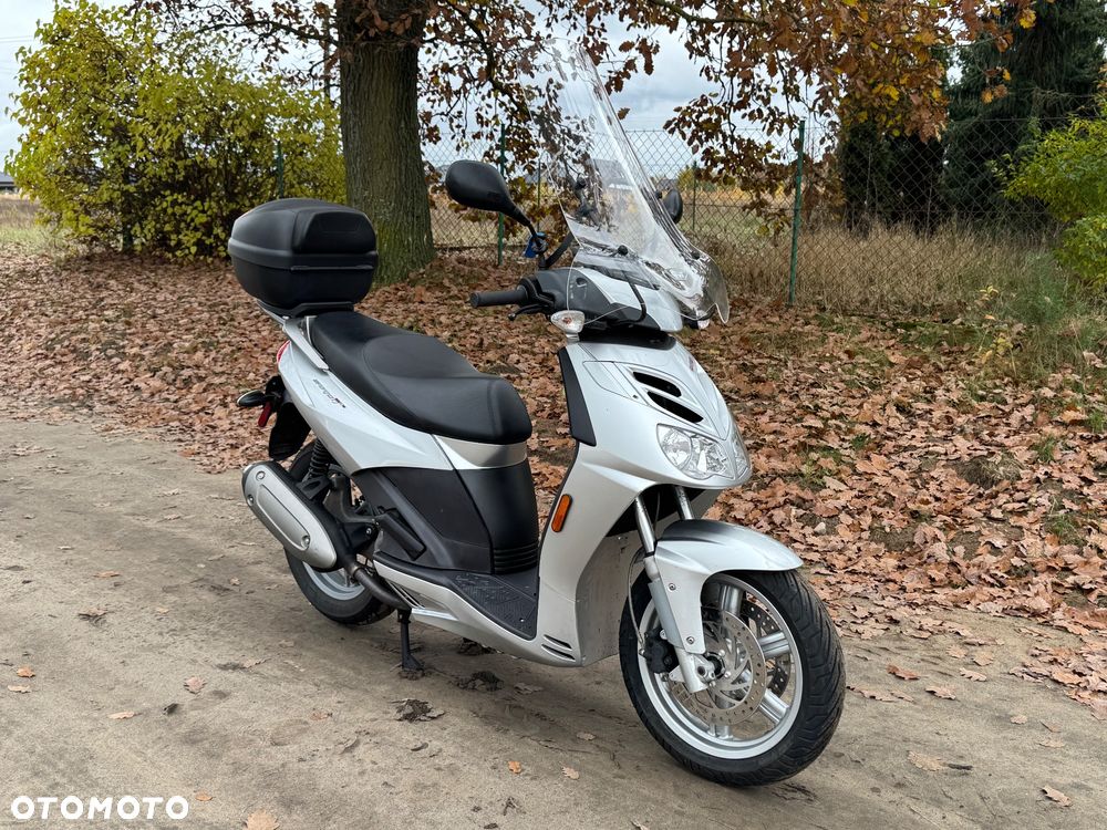 Aprilia Sportcity - 1