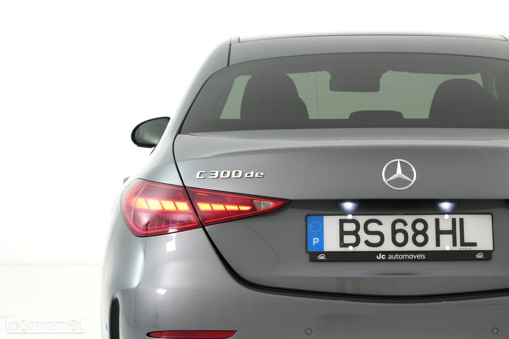 Mercedes-Benz C 300 de AMG Line - 9