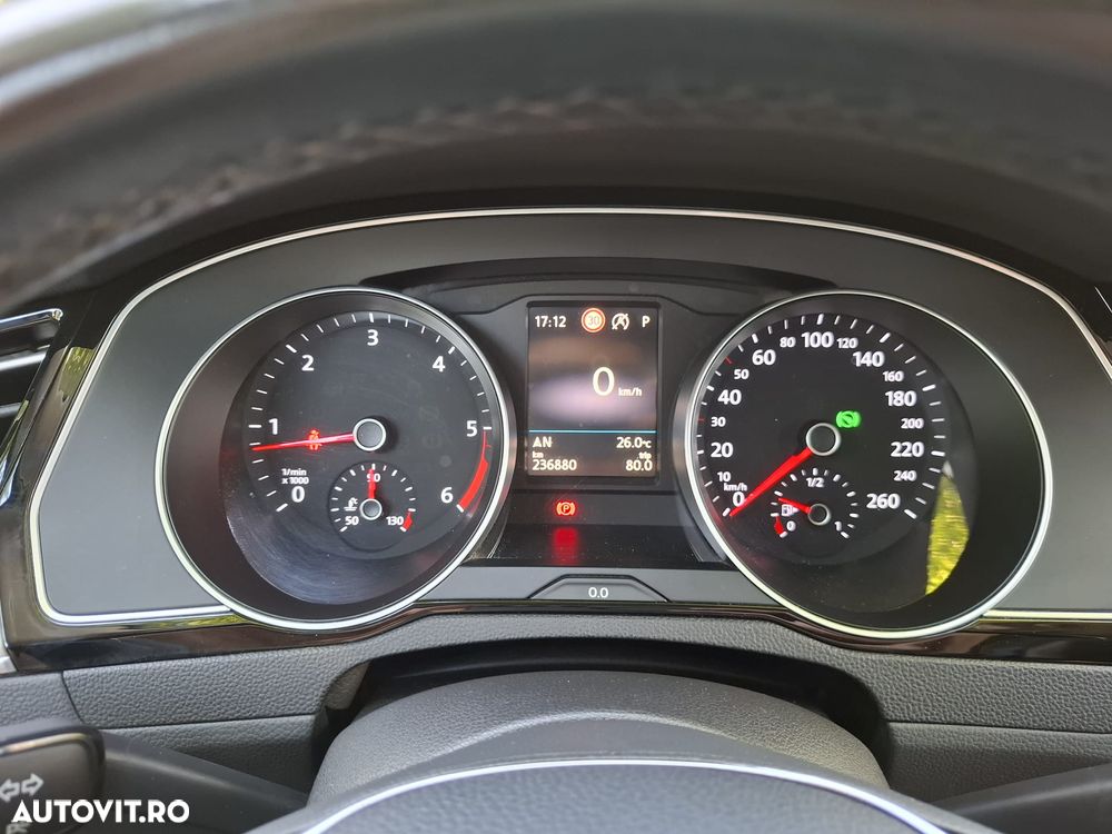 Volkswagen Passat 2.0 TDI DSG (BlueMotion Technology) Highline - 18