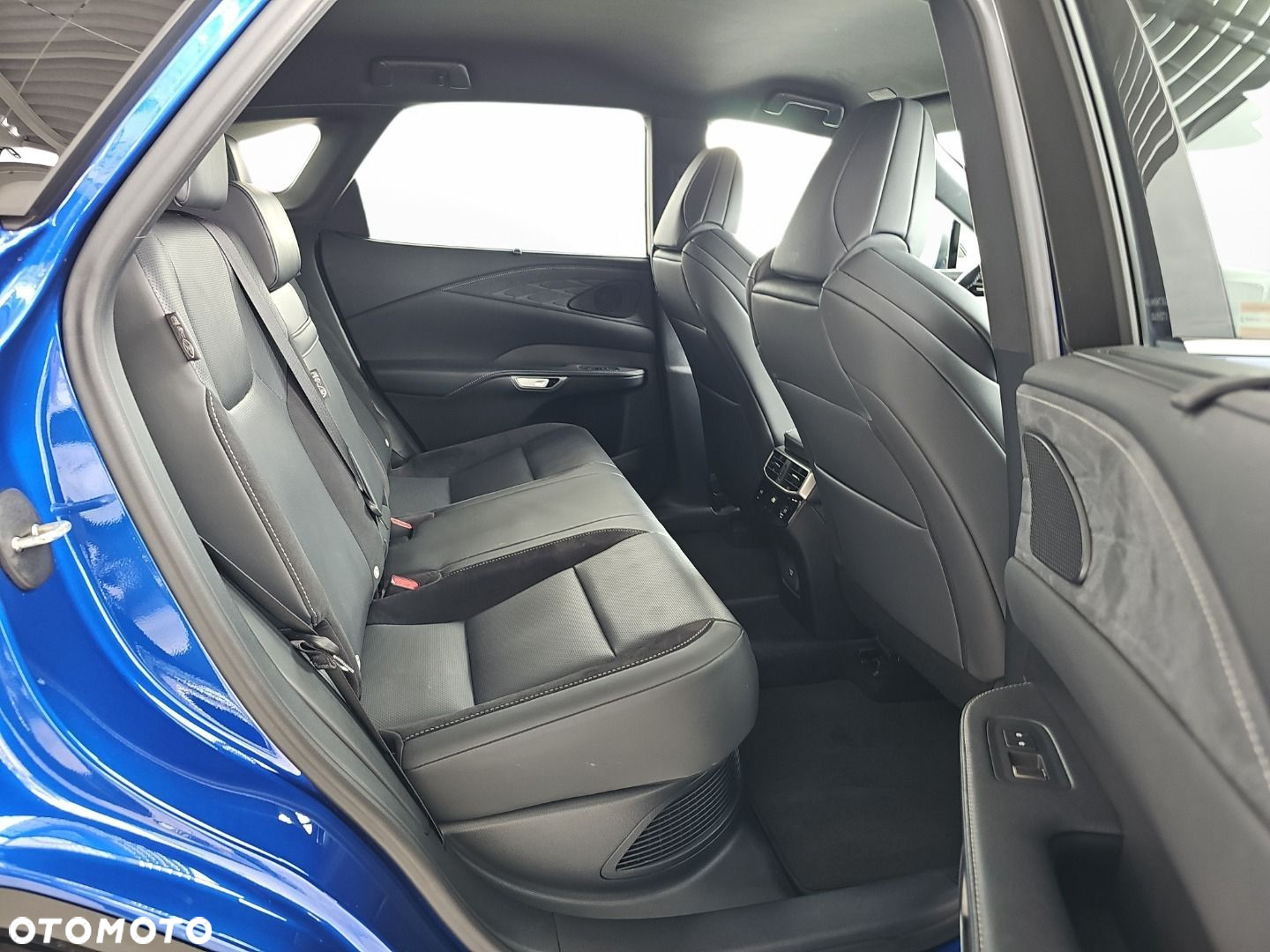 Lexus RX - 26