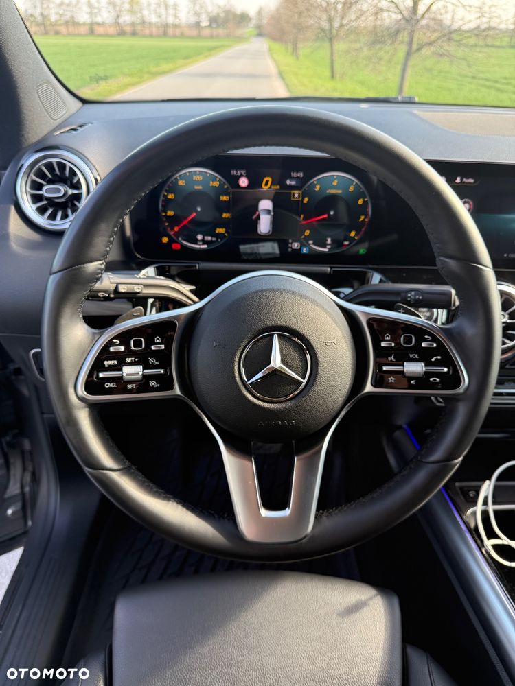 Mercedes-Benz GLA 250 4-Matic - 14