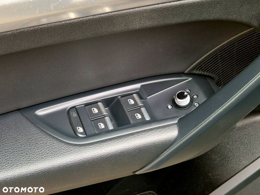 Audi Q5 35 TDI S tronic sport - 13