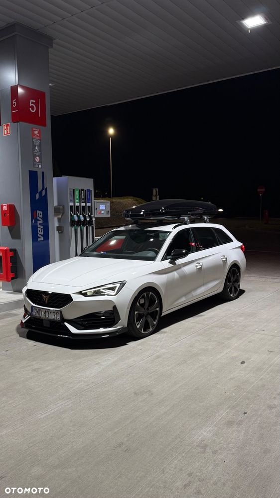 Cupra Leon Sportstourer 2.0 TSI 4Drive VZ Cup DSG - 3