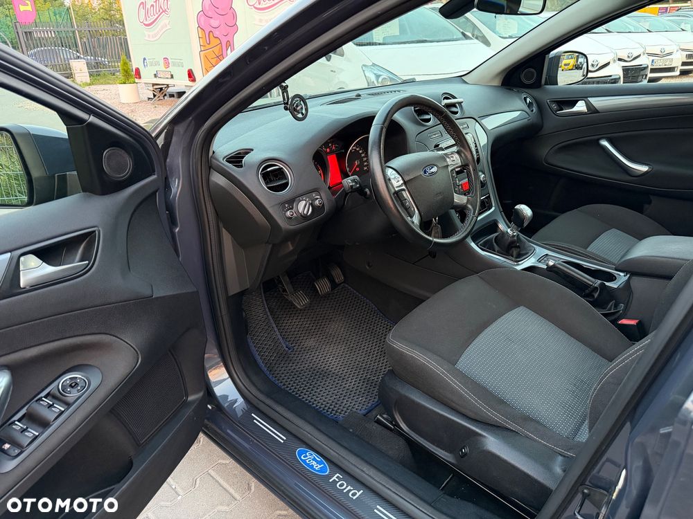 Ford Mondeo - 11