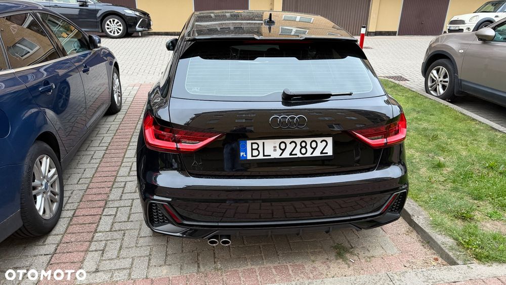 Audi A1 Sportback 40 TFSI S tronic S line - 4