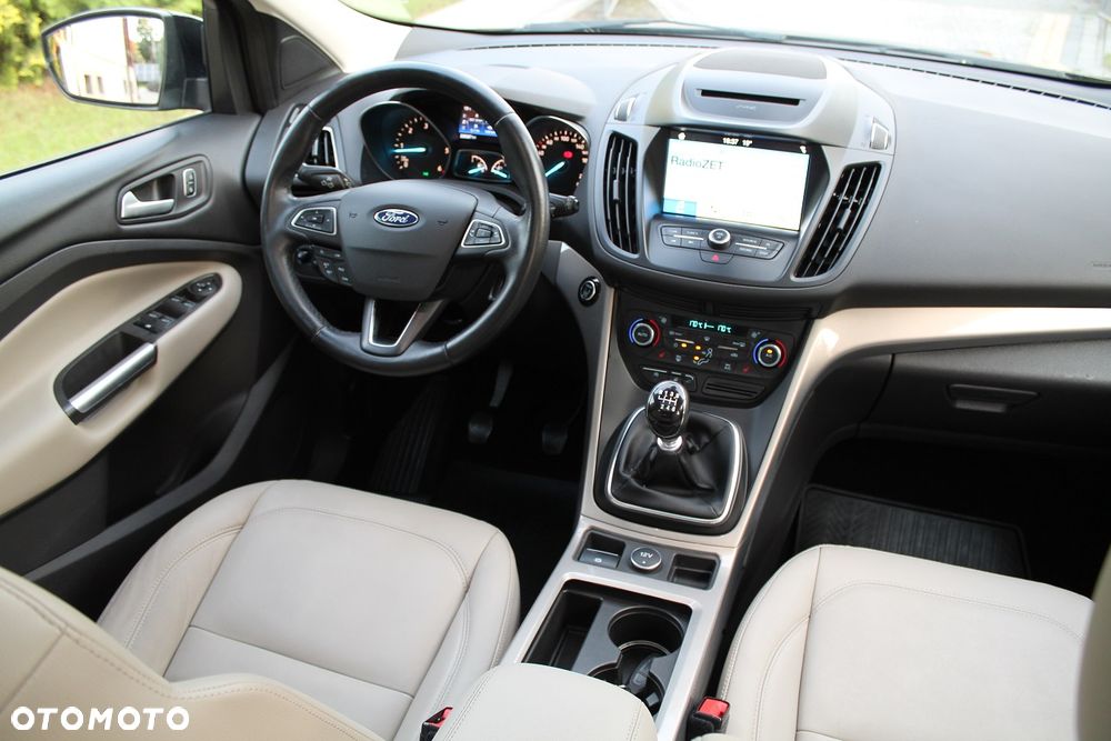Ford Kuga 2.0 TDCi 4x4 Titanium - 19