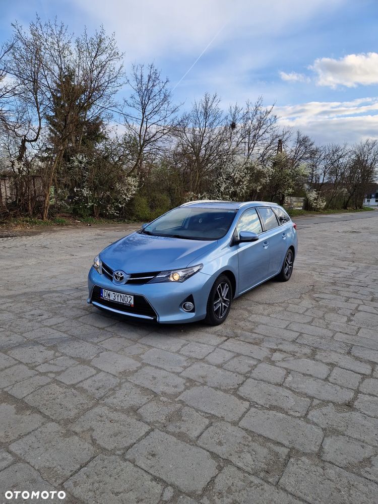 Toyota Auris 1.33 VVT-i Comfort - 1