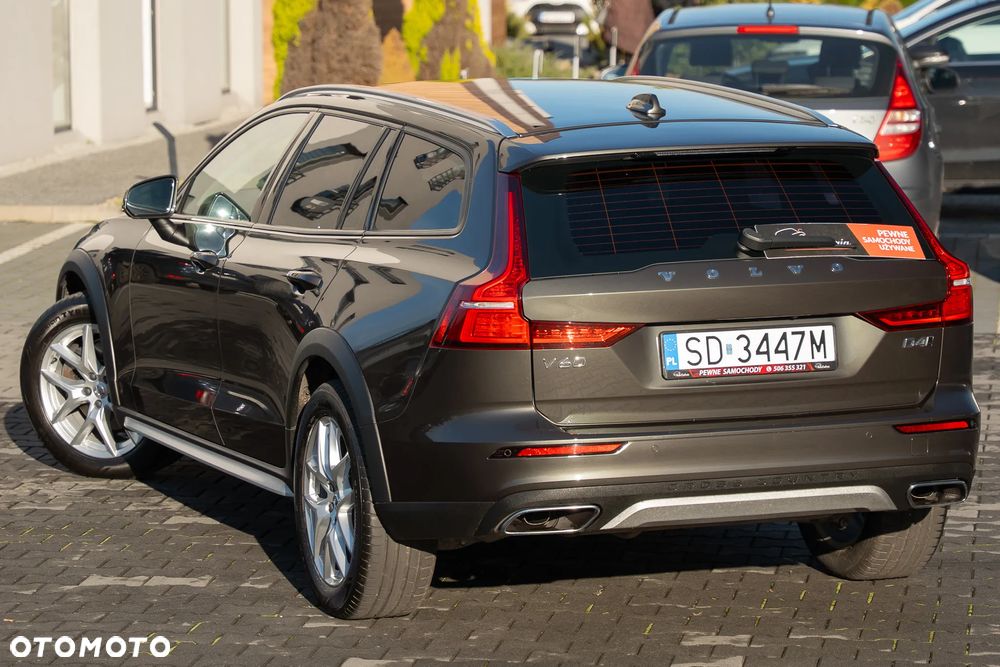 Volvo V60 Cross Country D4 AWD Geartronic Pro - 15