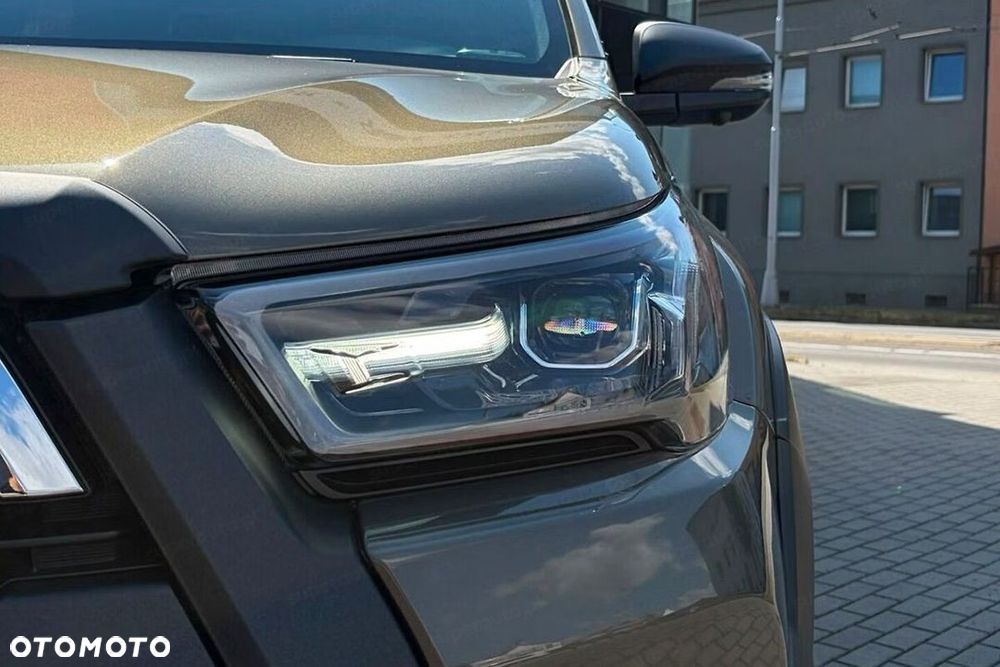 Toyota Hilux - 17