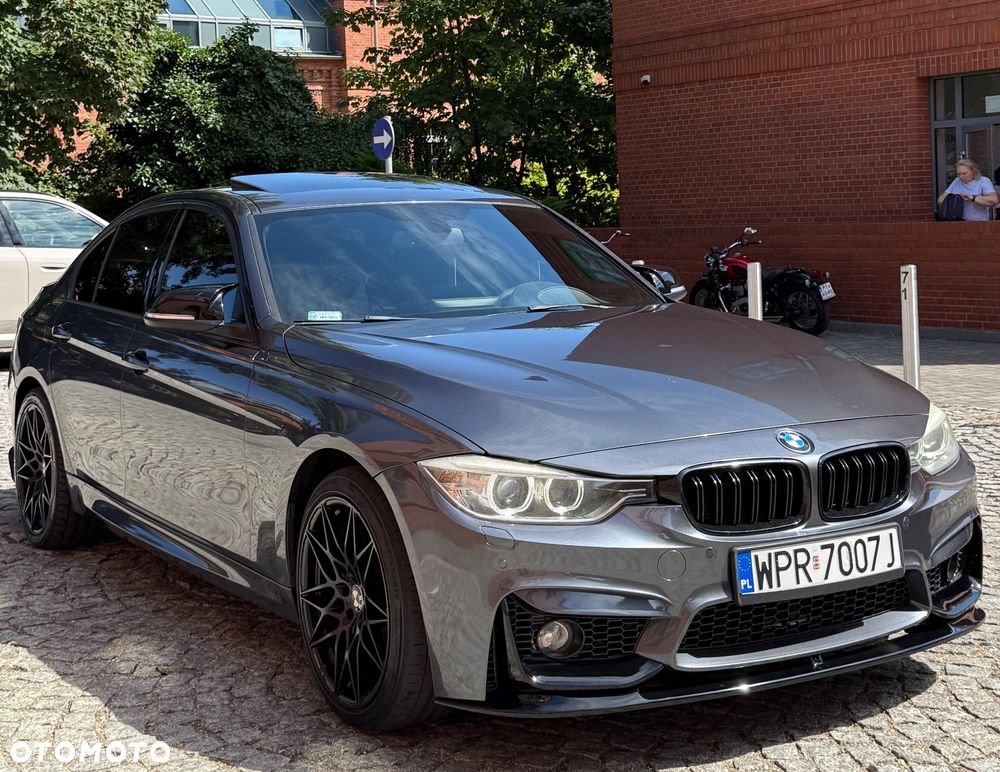 BMW Seria 3 - 1