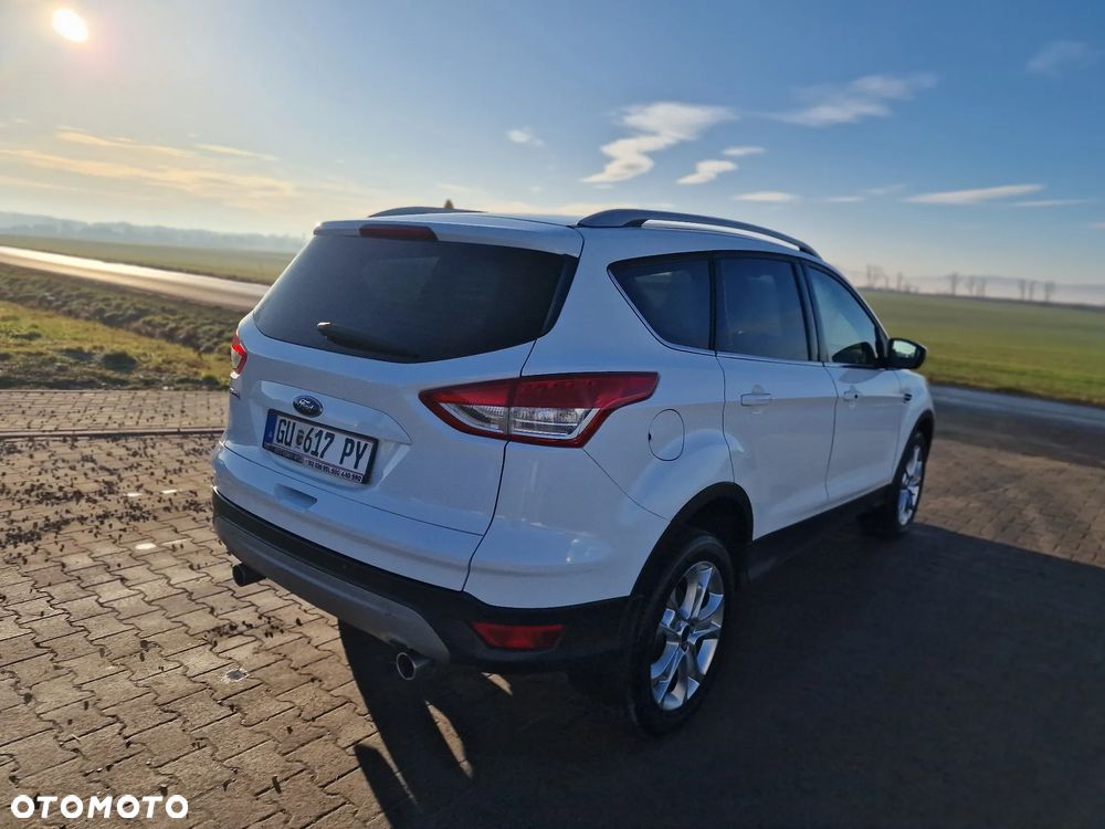 Ford Kuga 2.0 TDCi 4x4 Titanium - 11