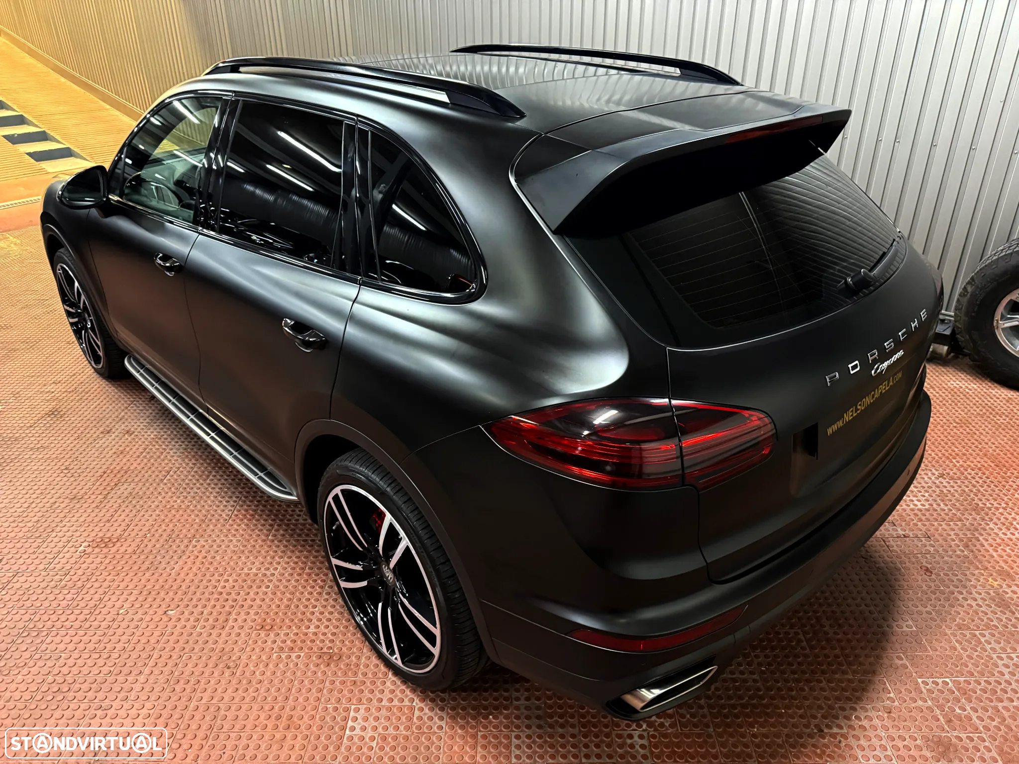 Porsche Cayenne - 12
