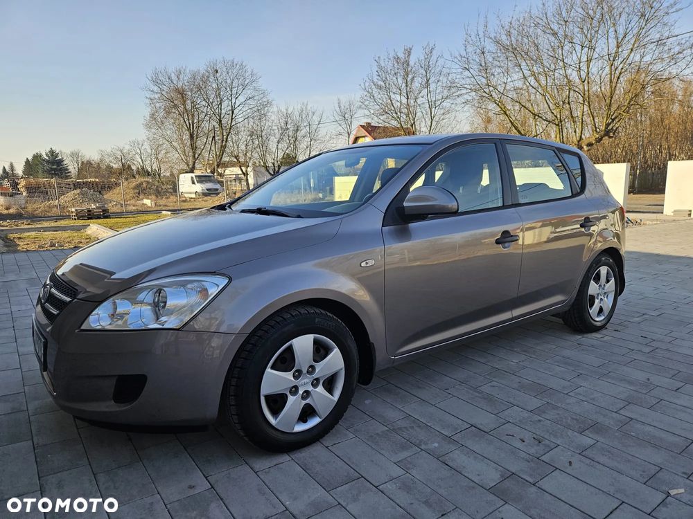 Kia Ceed 1.4 Comfort - 3