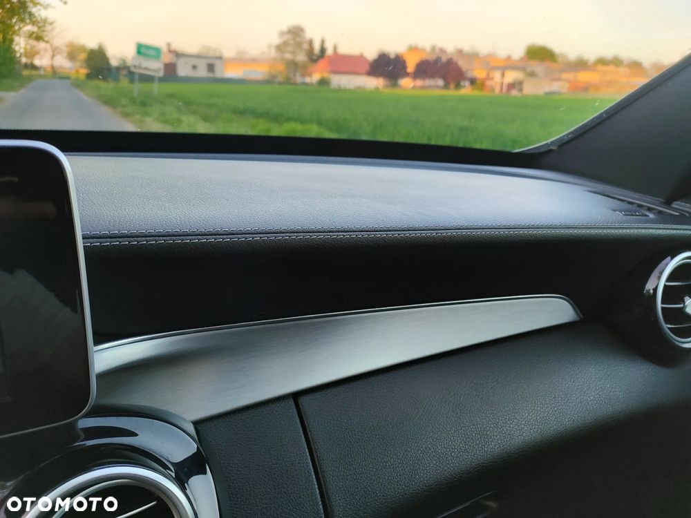 Mercedes-Benz Klasa C 200 (BlueTEC) d T 7G-TRONIC Avantgarde - 24