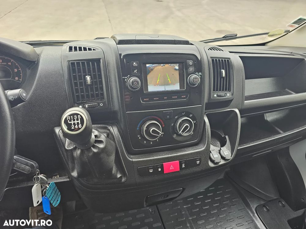 Peugeot Boxer 2,2 blueHdi, L4H2, 160 cp, 15mc - 7