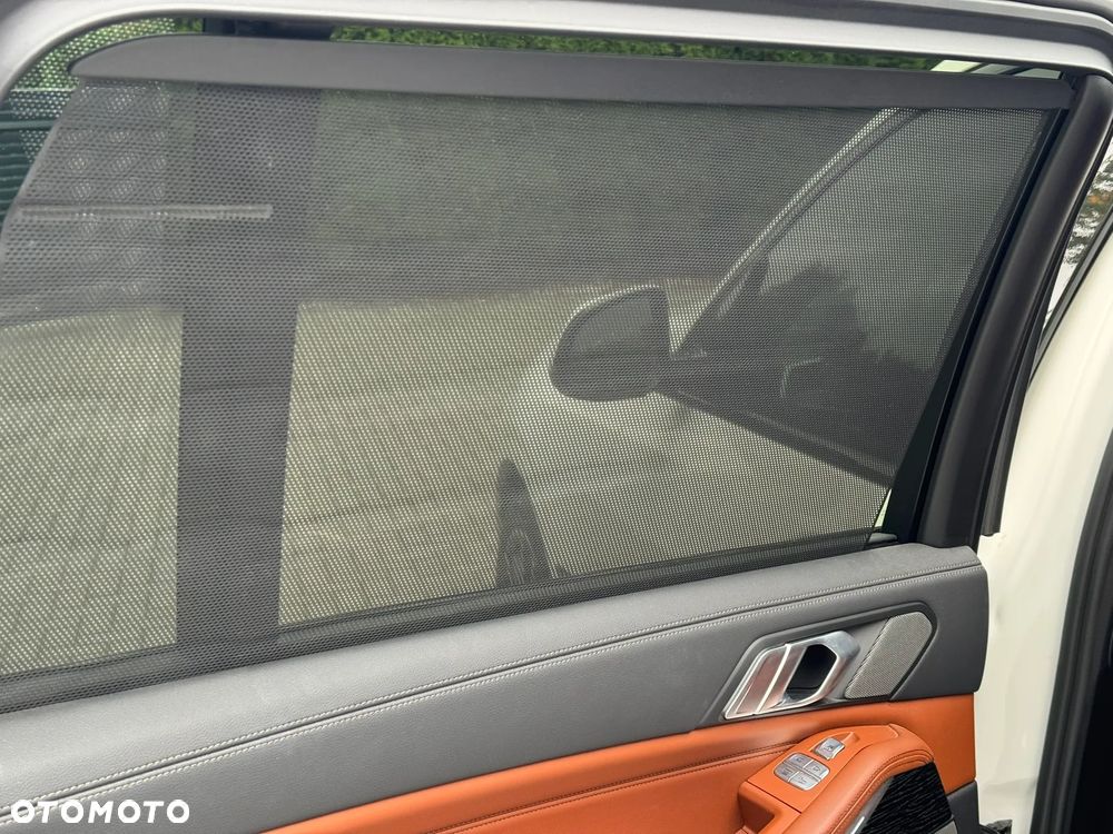 BMW X7 xDrive40i - 40