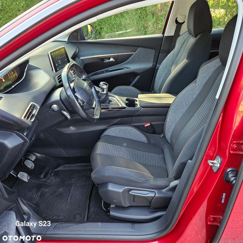Peugeot 3008 PureTech 130 Stop & Start GPF Active - 17