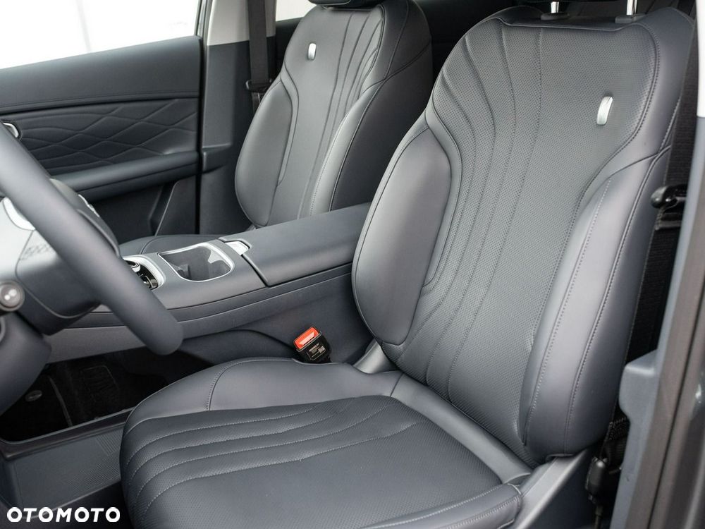 Geely Starray EM-i 1.5 PHEV Pro - 8