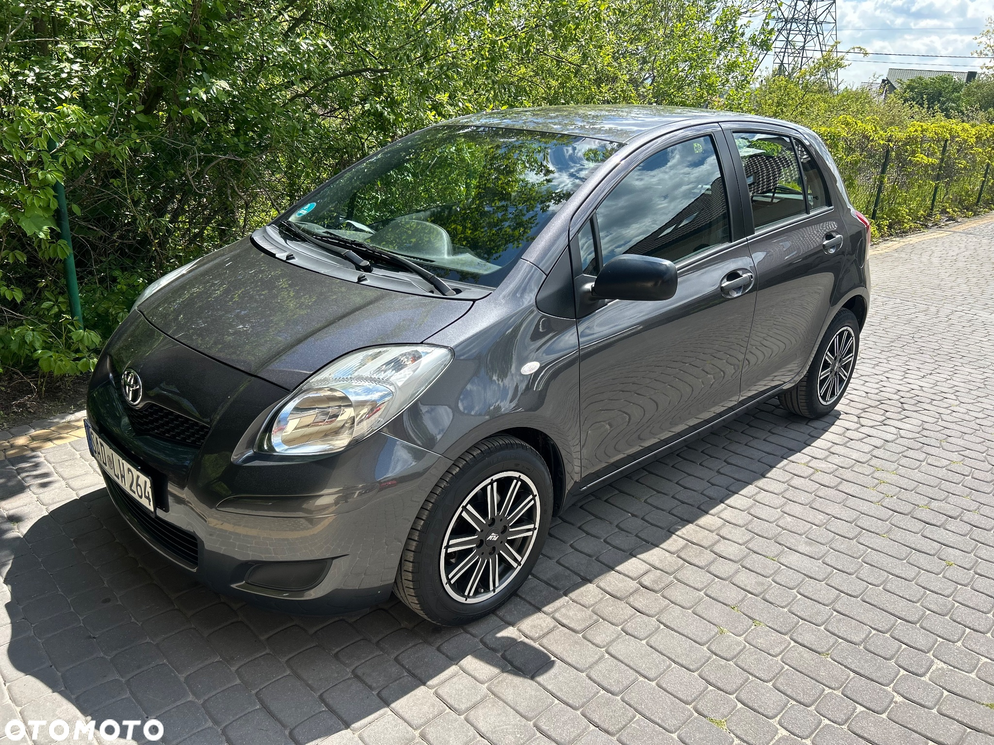 Toyota Yaris 1.33 Luna - 12