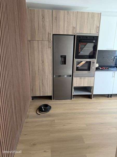 Alugo casa terrea T2 com garagem - Grande imagem: 3/8