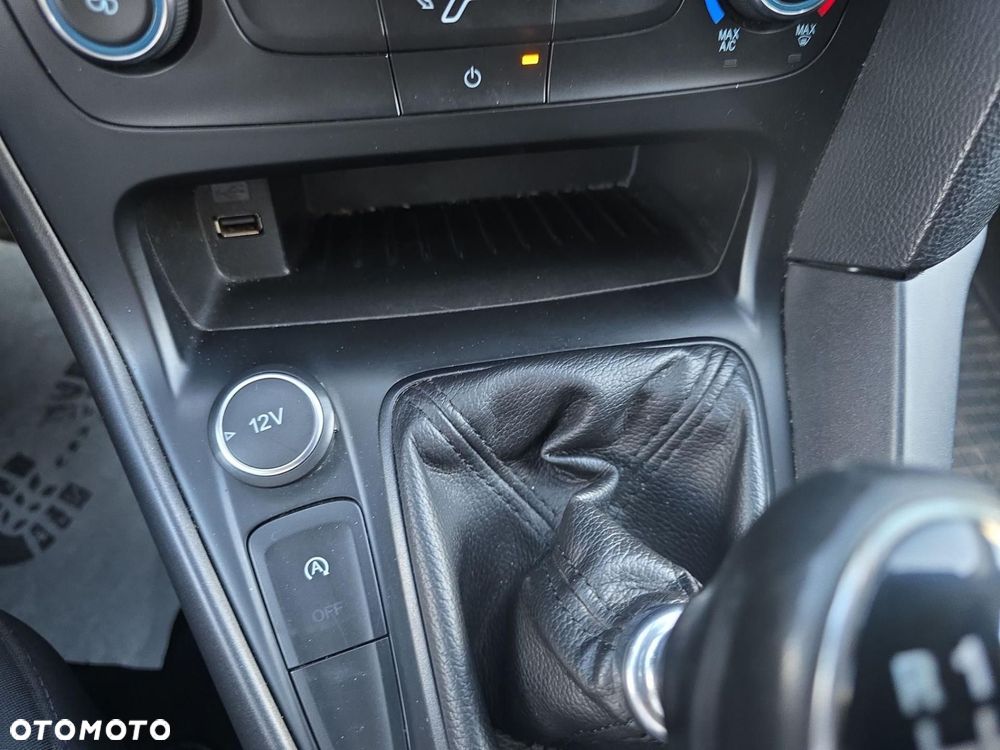 Ford Focus 1.5 TDCi Trend - 17