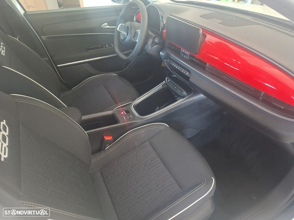Fiat 600e 54 kWh (RED) - 21