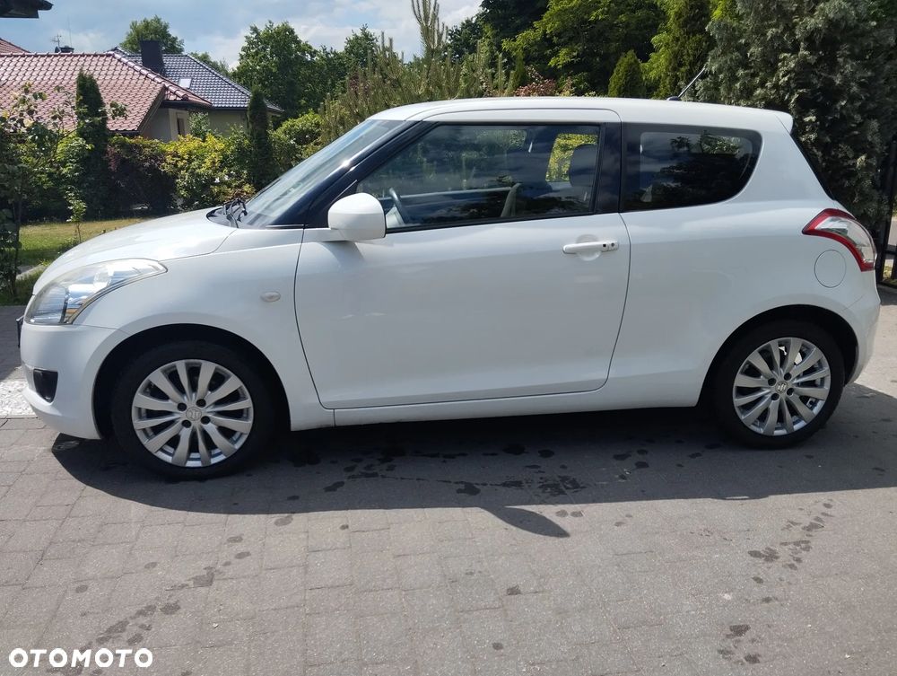 Suzuki Swift 1.2 Premium - 3