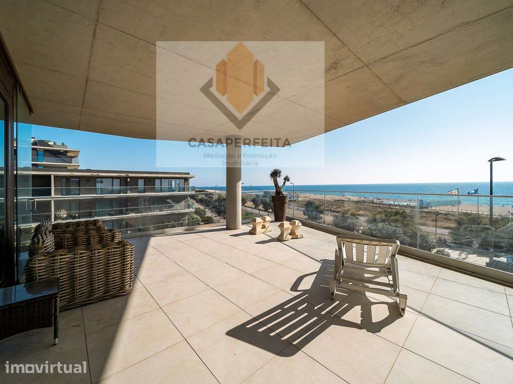 Sensacional Apartamento T5 na 1º Linha de Mar com Terraço e Garagem... - Grande imagem: 3/57