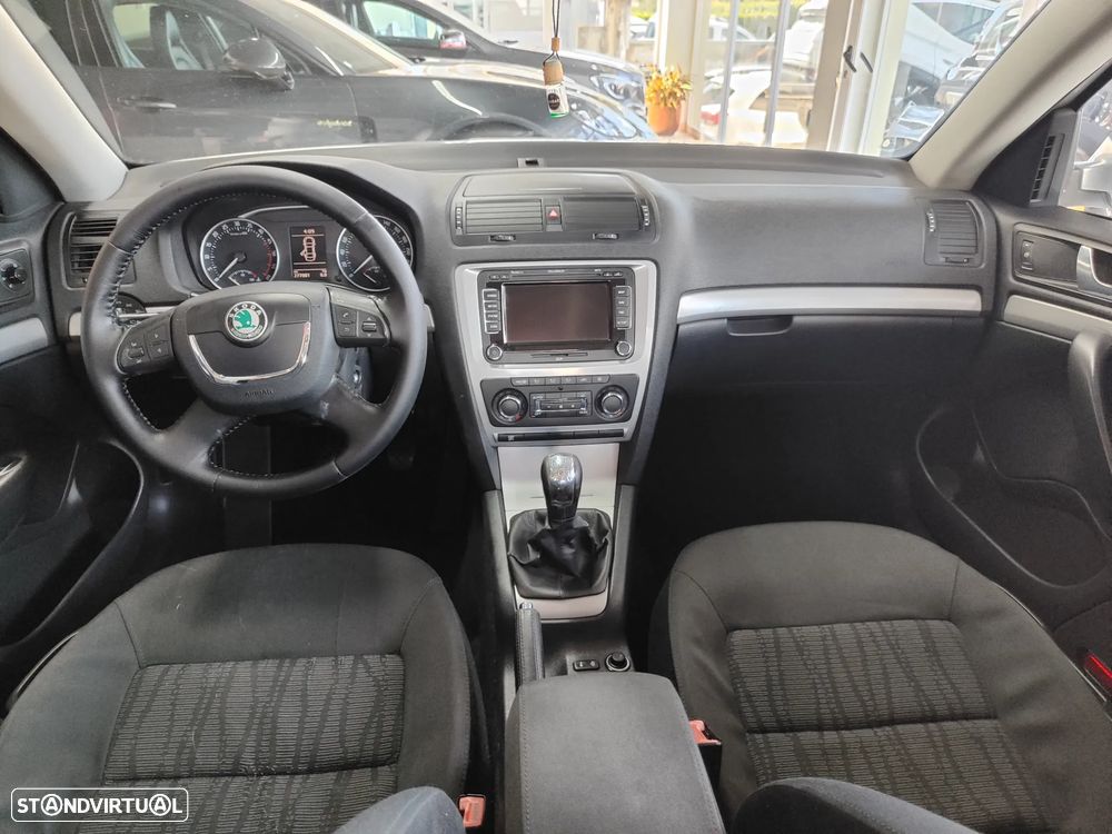Skoda Octavia Break 2.0 TDI Elegance - 23
