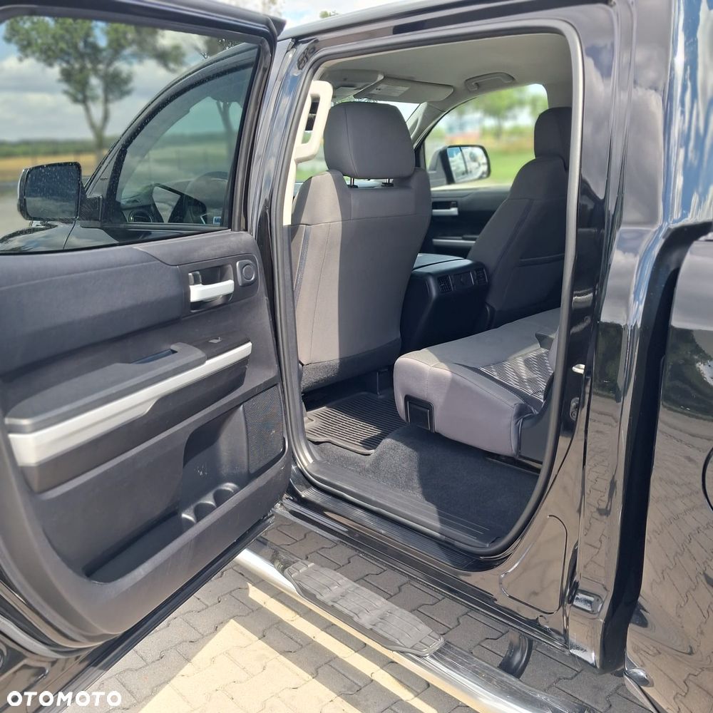 Toyota Tundra - 15