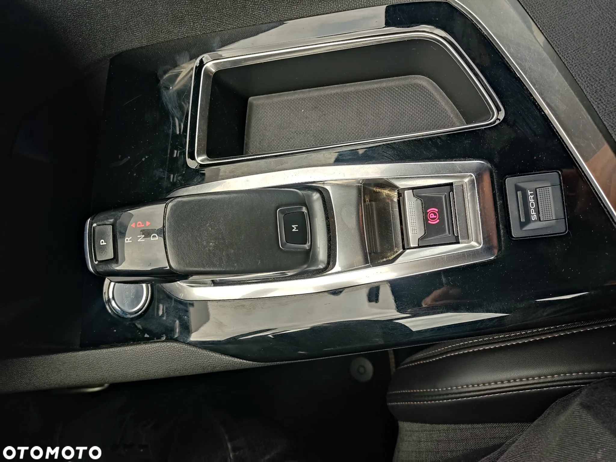 Peugeot 3008 BlueHDi 120 Stop & Start EAT6 Allure - 34