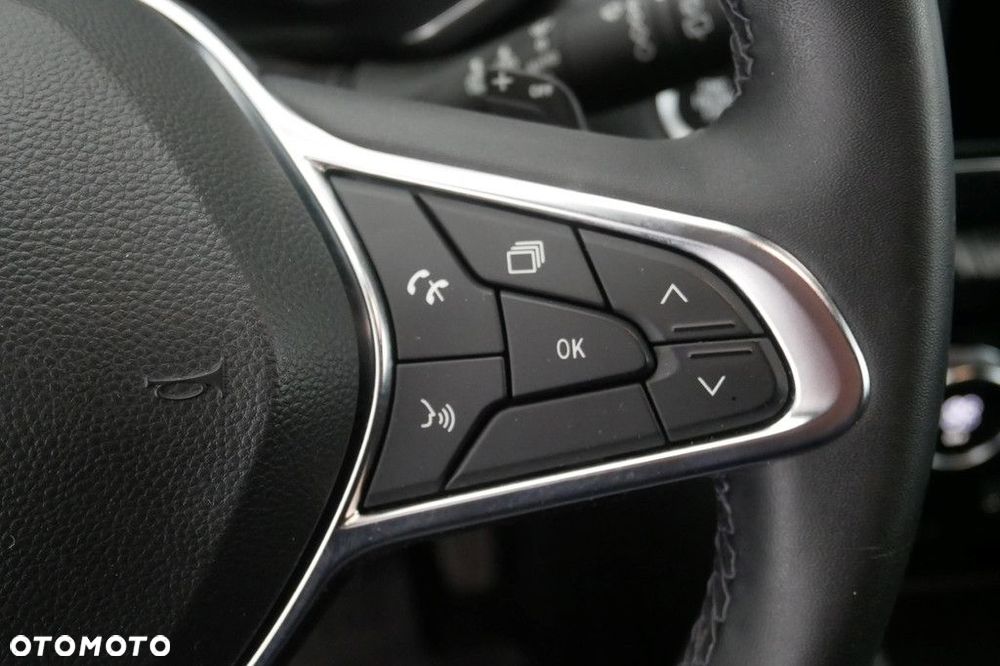 Renault Captur - 23