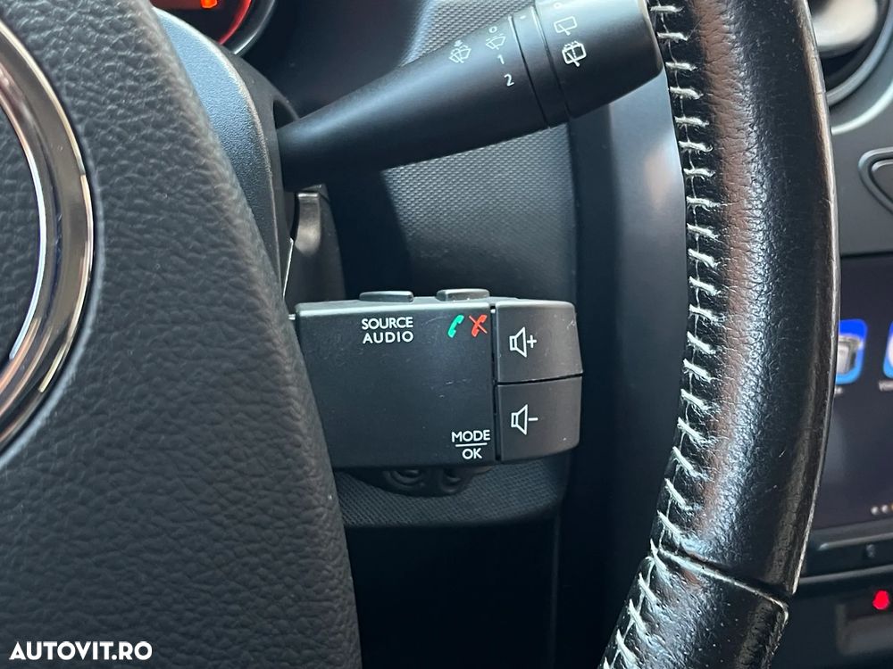 Dacia Duster dCi 110 FAP 4x4 Laureate - 33