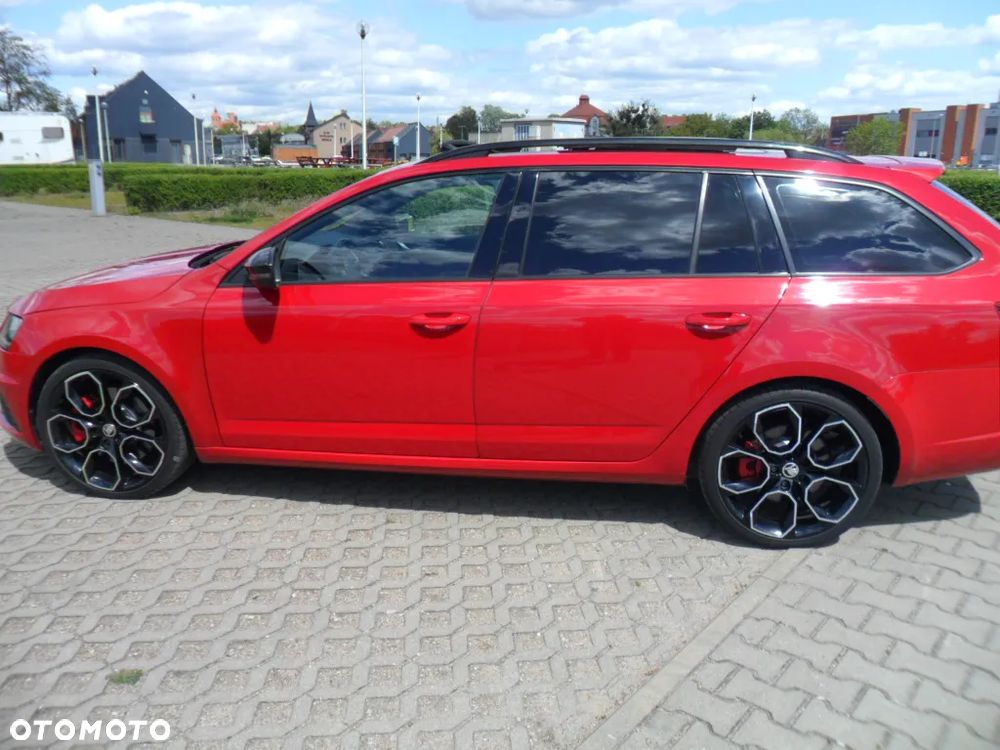 Skoda Octavia 2.0 TSI RS 245 DSG - 8