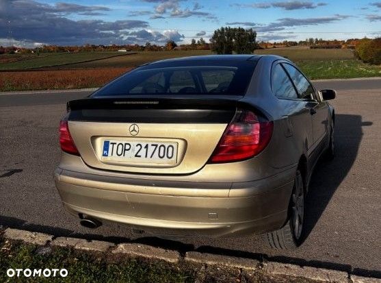 Mercedes-Benz Klasa C 200 Kompressor - 11